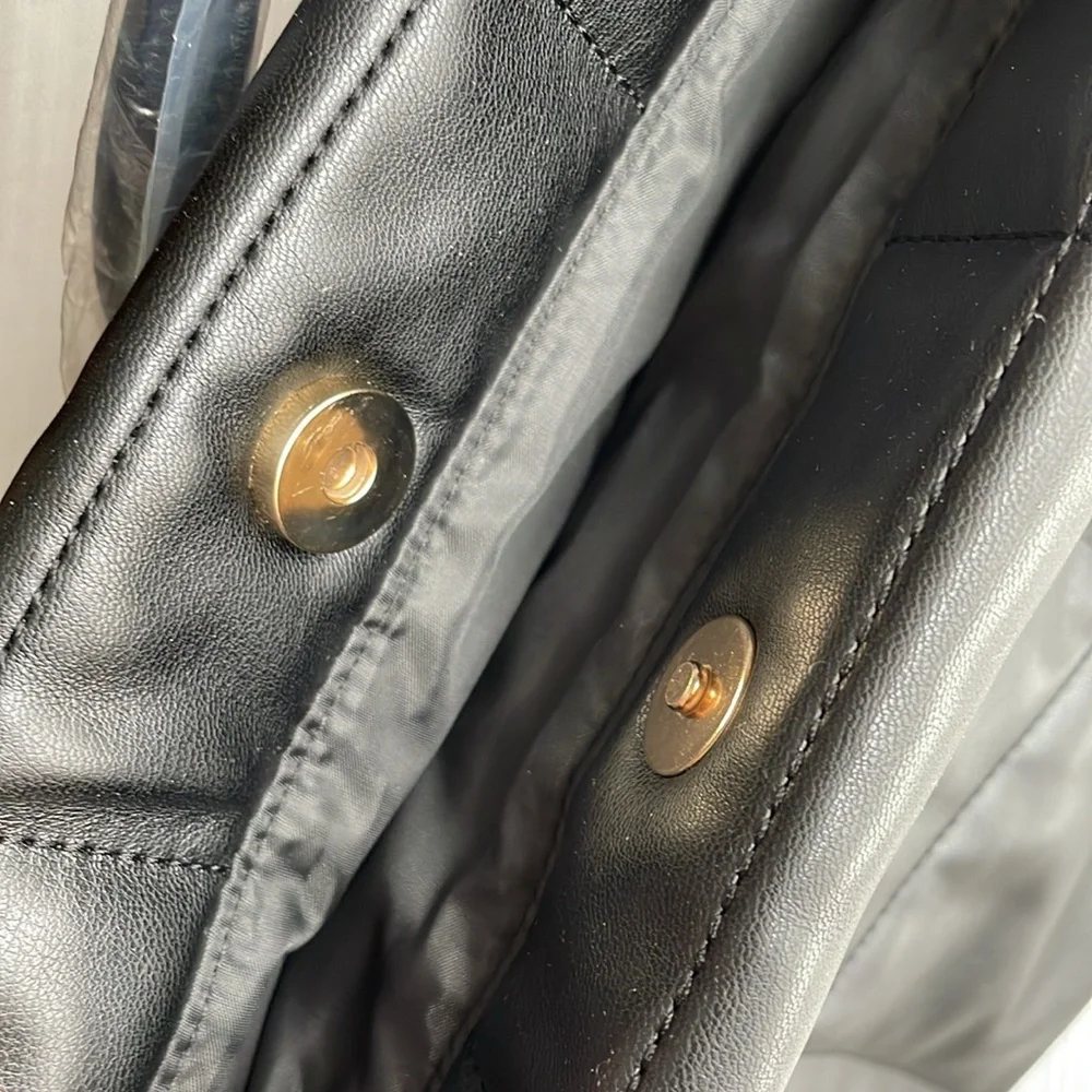 Victoria’s secret black puffer tote bag - Picture 7 of 14